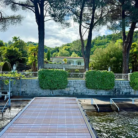 Casa Blanca - With Pool And Private Lesa