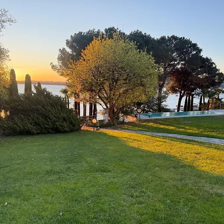 Casa Blanca - With Pool And Private Lesa