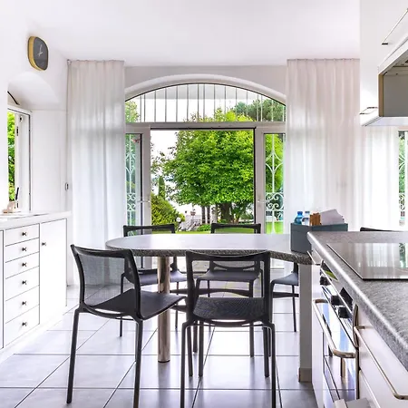 Villa Casa Blanca - With Pool And Private