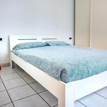 Casa Blanca - With Pool And Private * Lesa